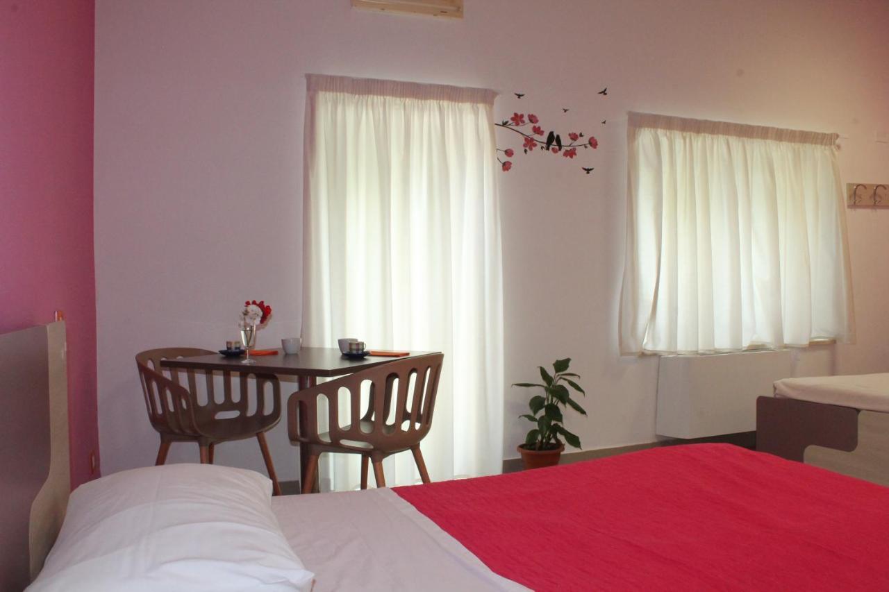 Basilicata Al Volo Hostel Brindisi Montagna Exterior photo